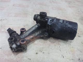 Корпус масляного фильтра Nissan Primera 1993