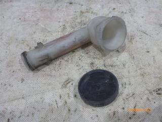 Горловина бачка омывателя Ford Fiesta 1997 Б/У Горловина бачка омывателя Ford Fiesta 1997