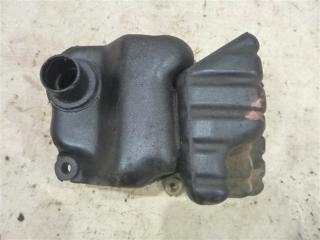 Резонатор воздушного фильтра Nissan Primera 1993