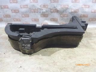 Ящик для инструментов правый Mitsubishi Outlander 2004 Б/У Ящик для инструментов правый Mitsubishi Outlander 2004