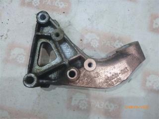 Кронштейн двигателя правый Лада Приора 2010