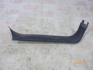 Обшивка крышки багажника левая Ford Focus 1998