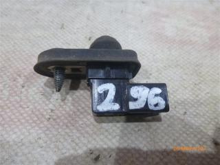 Концевик двери Mitsubishi Lancer 2005 Б/У Концевик двери Mitsubishi Lancer 2005