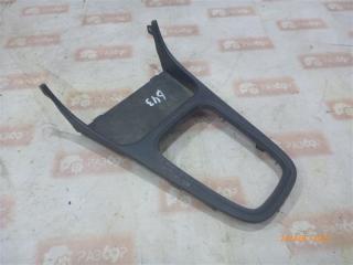 Консоль между сидений Nissan Almera 2004