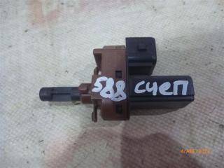 Датчик педали сцепления Ford Fusion 2008