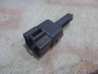 Датчик включения стопсигнала Mitsubishi Outlander 2006 Б/У Датчик включения стопсигнала Mitsubishi Outlander 2006