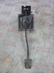 Педаль тормоза Hyundai Elantra 2003 Б/У Педаль тормоза Hyundai Elantra 2003