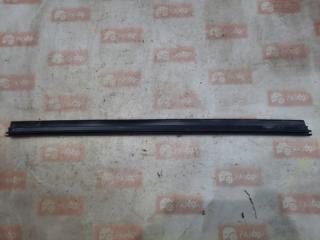 Уплотнитель задний левый Лада Калина 2011