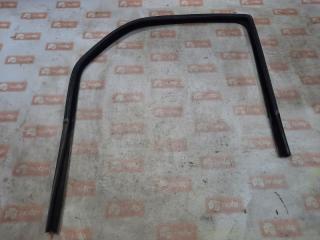 Уплотнительная резинка задняя левая Renault Logan 2008