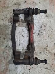 Скоба суппорта передняя правая Volkswagen Passat 1988