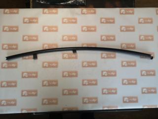 Направляющая двери задняя правая Nissan Patrol 2005