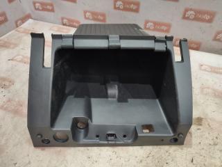 Бардачок Ford Focus 2010