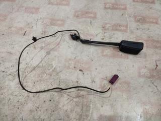 Ответная часть замка передняя правая Ford Focus 2016 Б/У Ответная часть замка передняя правая Ford Focus 2016