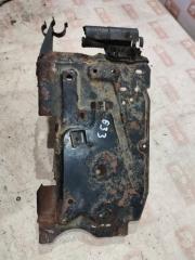 Крепление аккумулятора Renault Symbol 2006