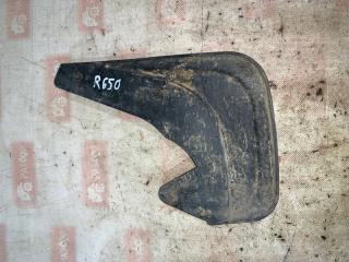 Брызговик правый Peugeot 406 1999