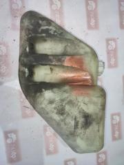 Бачок омывателя Лада 2114 2005 Б/У Бачок омывателя Лада 2114 2005