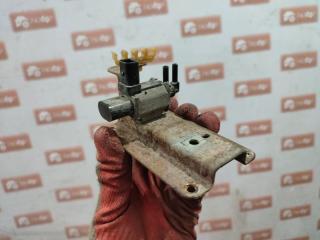 Клапан вакуумный Ford Focus 2008 Б/У Клапан вакуумный Ford Focus 2008