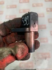 Датчик положения коленвала Лада Приора 2011 Б/У Датчик положения коленвала Лада Приора 2011