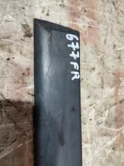 Молдинг на дверь передний правый Peugeot 406 2000