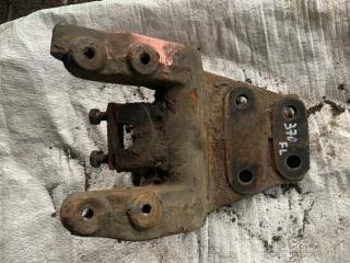 Кронштейн рессоры передний левый DAF CF 85 2000