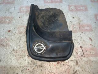 Запчасть брызговик Nissan Primera 1995