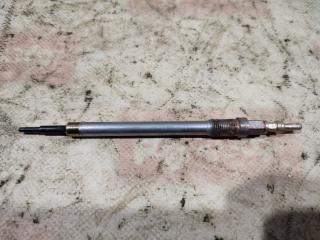 Свеча накаливания Mercedes-Benz GLK-Class 2012 Б/У Свеча накаливания Mercedes-Benz GLK-Class 2012