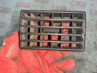 Дефлектор воздушный Audi 80 1989