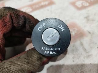 Выключатель AIRBAG Kia Rio 2010 Б/У Выключатель AIRBAG Kia Rio 2010