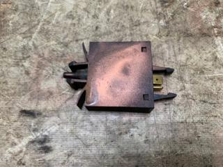 Датчик включения стопсигнала Scania 113 1994 Б/У Датчик включения стопсигнала Scania 113 1994