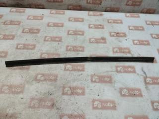 Фото запчасти уплотнитель стекла двери бархотка передний правый Лада 2114 2010 Б/У запчасть Запчасть уплотнитель стекла двери бархотка передний правый Лада 2114 2010