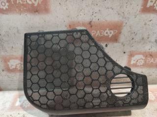 Крышка динамика передняя правая Audi 100 1991