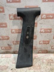 Накладка на стойку кузова передняя правая Volkswagen Transporter 1990
