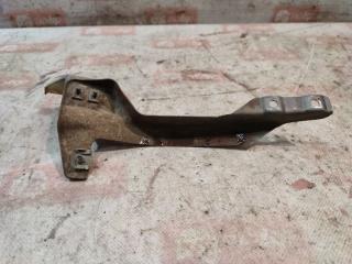 Запчасть крепление Audi 100 1991