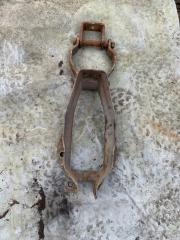 Кронштейн кабины левый Scania R93 1993 Б/У Кронштейн кабины левый Scania R93 1993