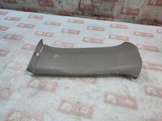 Накладка на стойку кузова Ford Escape 2000