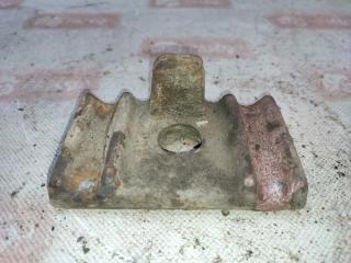 Кронштейн рессоры передний правый ГАЗ Газель 2004