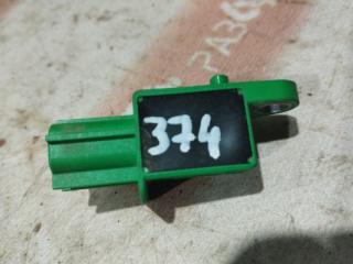 Запчасть датчик удара Audi A6 2005