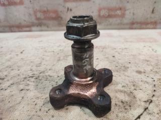 Цапфа задняя правая Nissan Almera 2013 Б/У Цапфа задняя правая Nissan Almera 2013