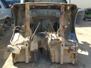 Передняя часть кузова Лада 2131 2008