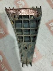 Кронштейн бампера передний левый Audi A4 1996