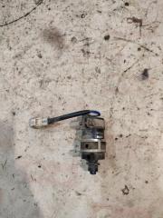 Насос омывателя фар передний Mitsubishi L200 2007 Б/У Насос омывателя фар передний Mitsubishi L200 2007