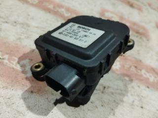 Сервопривод заслонок печки Audi A6 1998