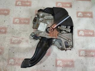 Педаль стояночного тормоза Porsche Cayenne 2006 Б/У Педаль стояночного тормоза Porsche Cayenne 2006