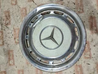 Колпак Mercedes-Benz W123 Б/У Колпак Mercedes-Benz W123
