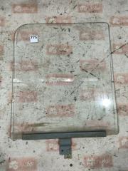 Запчасть стекло двери переднее правое УАЗ 39094 2006