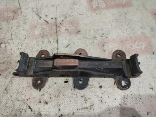 Кронштейн бампера задний правый Audi 100 1991