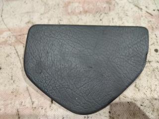 Накладка на торпедо передняя правая Audi 100 1991