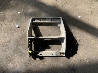 Кронштейн подножки Renault Premium 400 2000