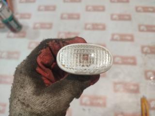 Запчасть поворотник в крыле передний левый Chevrolet Aveo 2011