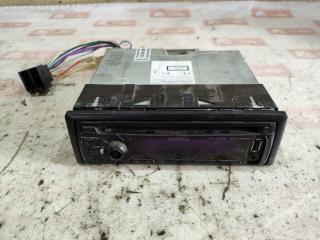 Магнитола Audi 80 1986